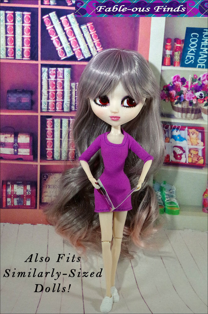 Batwing Dress Mini Front View on Pullip Doll